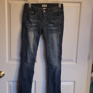 Junior's Mudd Jeans, size 1 skinny jeans.